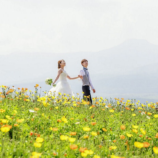 お花畑で前撮り