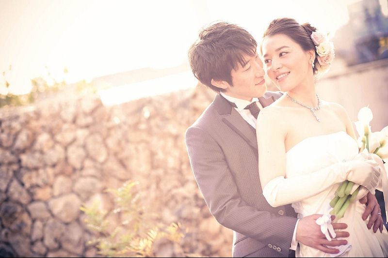 結婚式後のツーショット写真